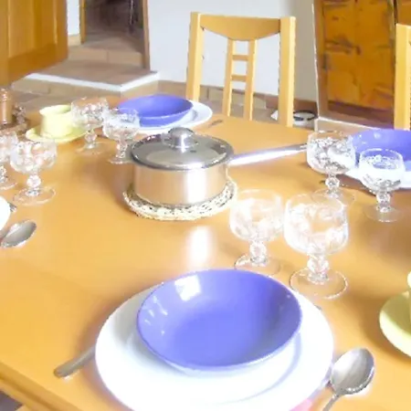 Ferienhaus Maison Conviviale Avec Jardin A Revest-Des-Brousses